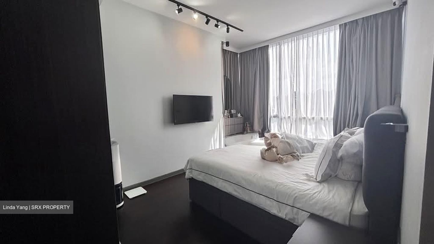 Cyan (D10), Condominium #593537311